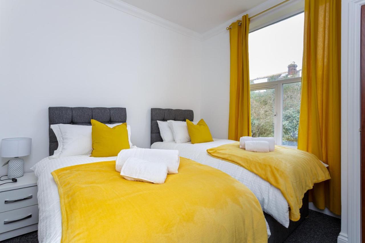 Luxury Granada Apartments - 1 & 2 Bed Flats W Free Parking Perfect For Contractors, Students Near The Beach Πόρτσμουθ Δωμάτιο φωτογραφία